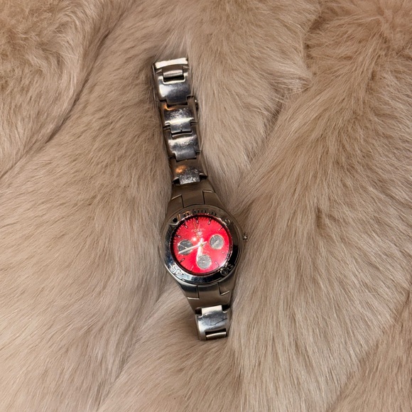 Fossil Silver Watch with Vibrant Red Dial - Picture 2 of 4
